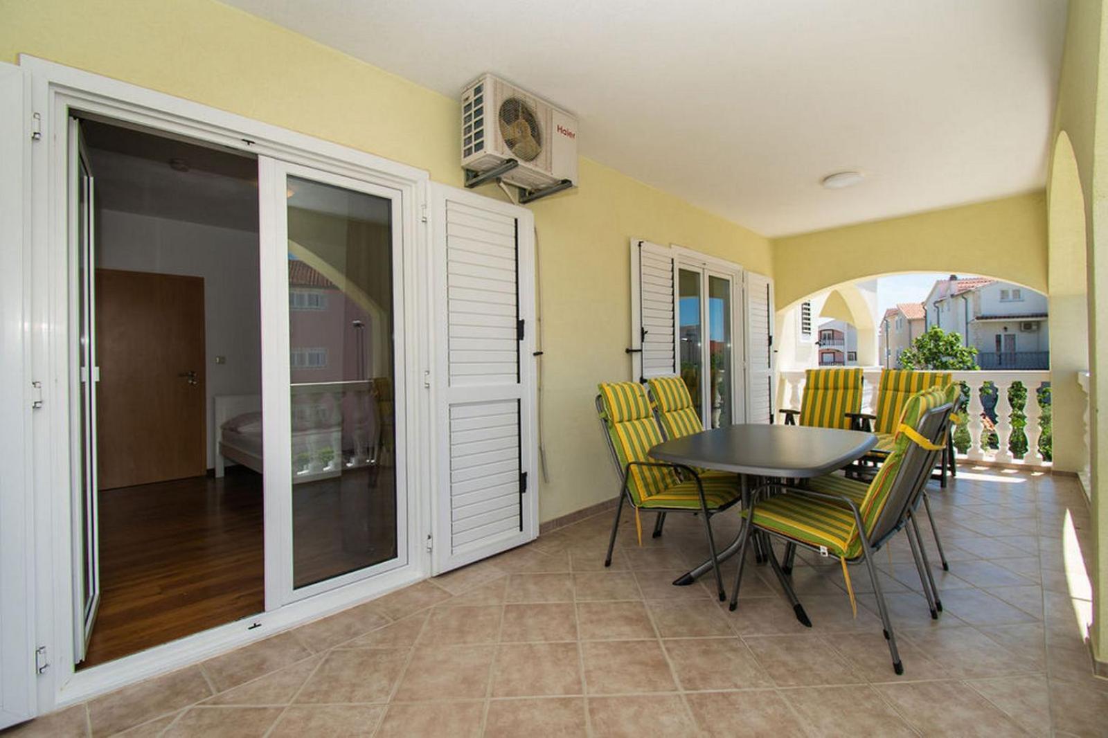 Apartments Kendes Vodice Luaran gambar