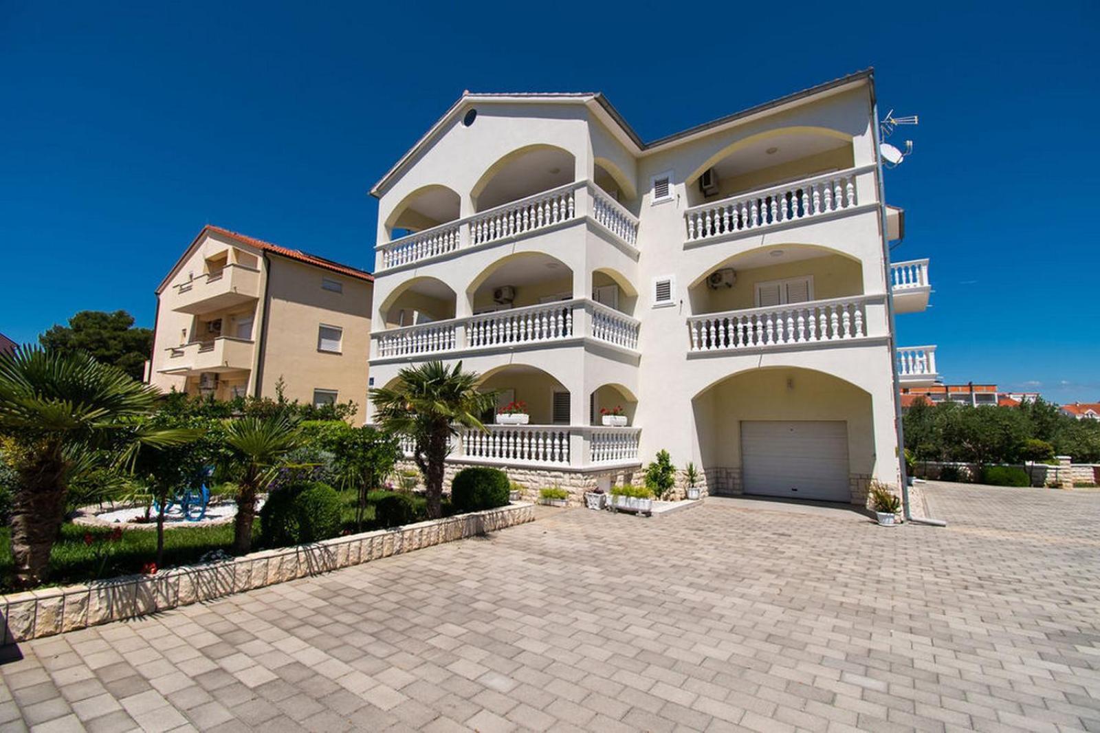 Apartments Kendes Vodice Luaran gambar
