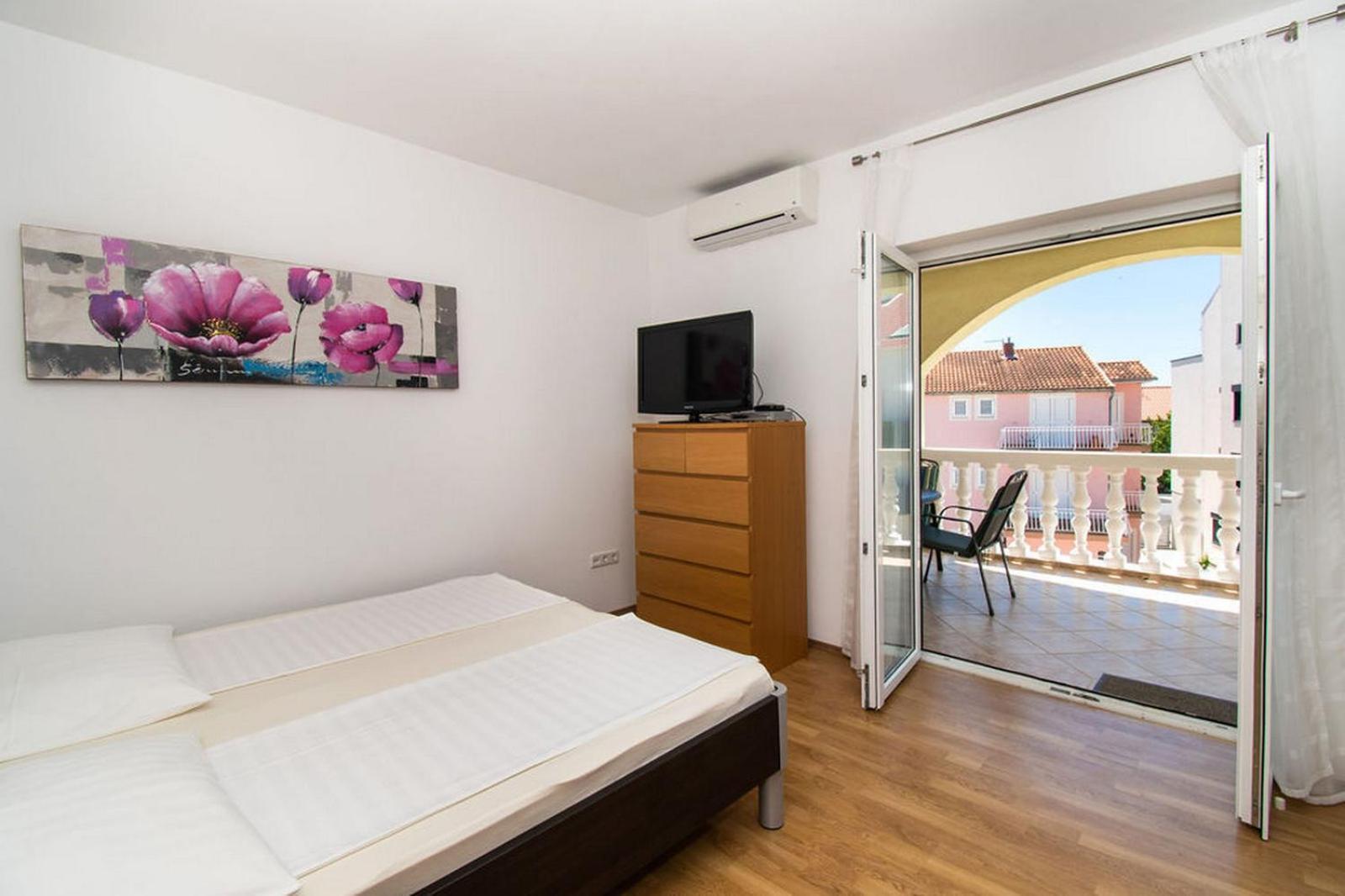 Apartments Kendes Vodice Luaran gambar