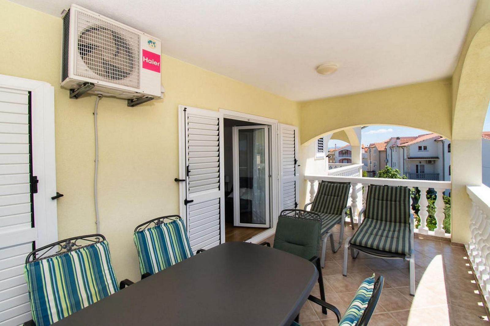 Apartments Kendes Vodice Luaran gambar
